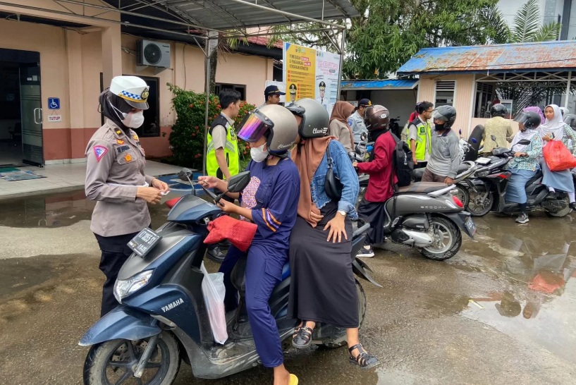 ETLE Mobile Handheld Resmi Beroperasi, Satlantas Polres Berau Potret Pelanggar Secara Langsung